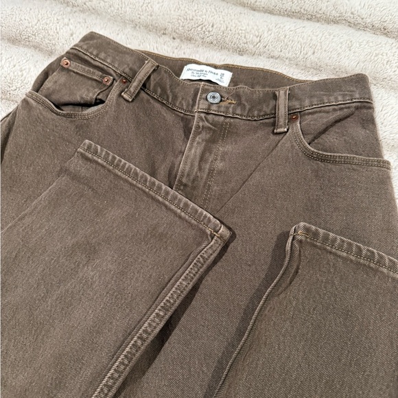 Abercrombie & Fitch 90s Straight Ultra High Rise Brown Denim Jeans Womens 28 6s - Picture 7 of 7